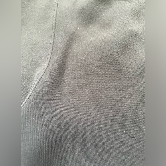 EUC Lululemon On The Fly Pant Woven 27” Size 8 - Picture 13 of 14